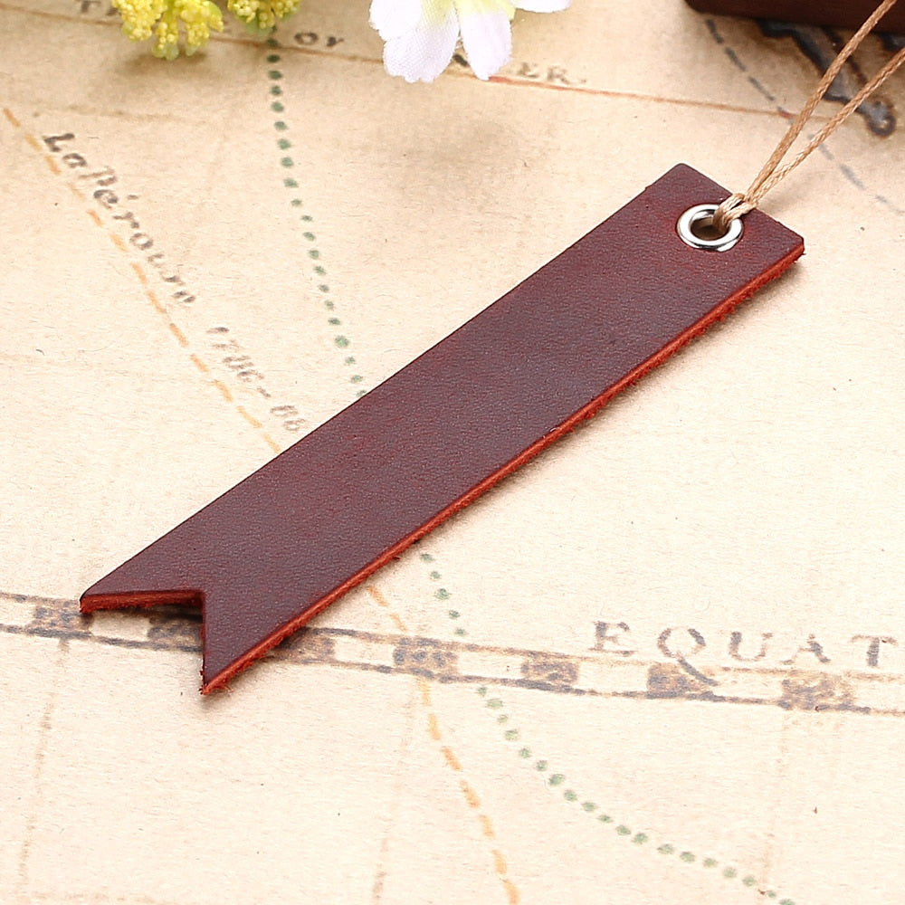 Marque-Page Élégant En Cuir Vintage