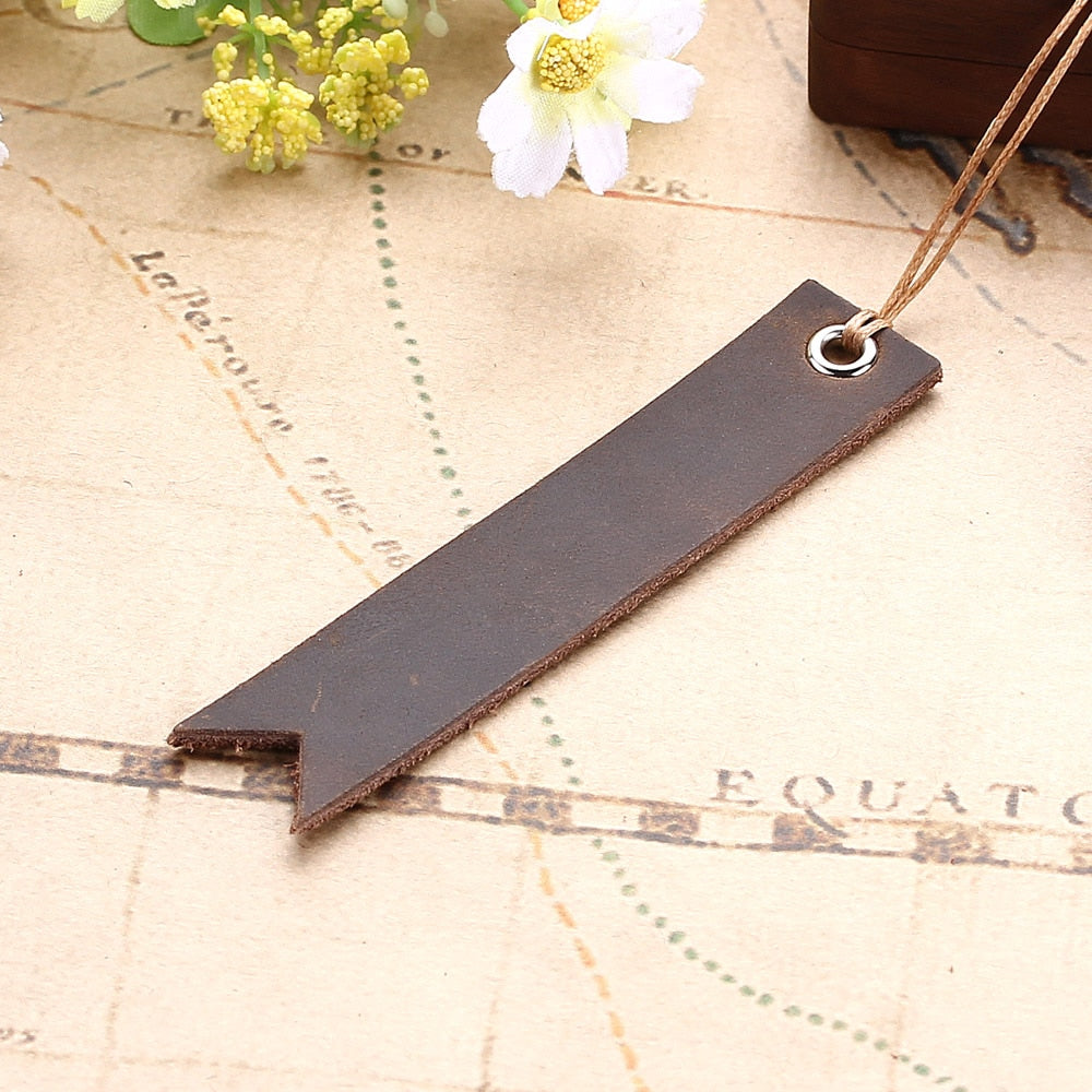 Marque-Page Élégant En Cuir Vintage