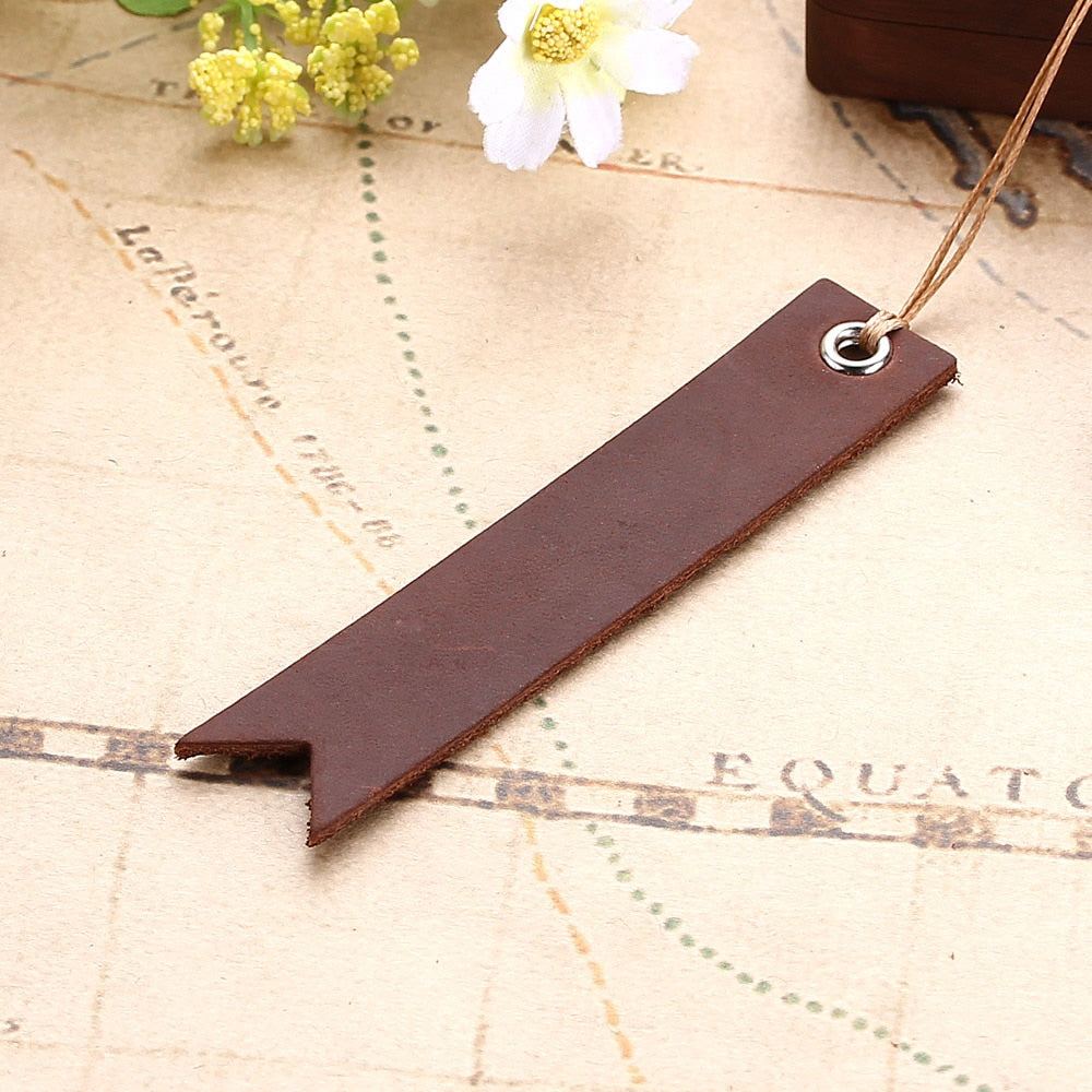 Marque-Page Élégant En Cuir Vintage
