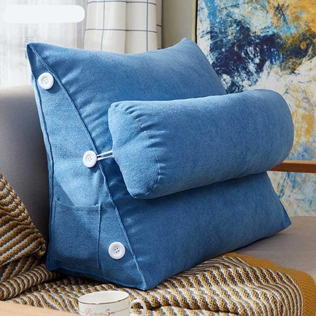 Coussin Triangulaire Bleu Élégance